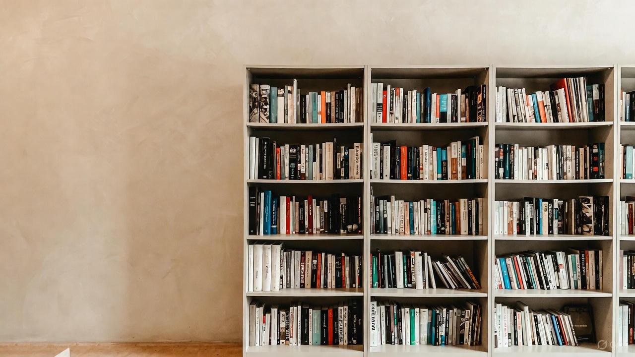10 Must-Read Books for 2026 – Hand-Picked by AristaKart, Your Best International Online Bookstore